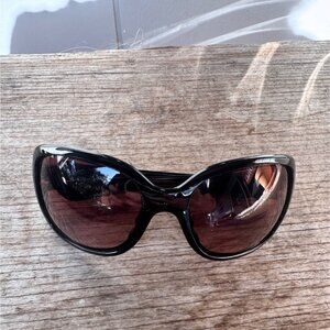 Oakley Black Wrap Sunglasses Pink Ribbon Breast Cancer Awareness Brown Lenses